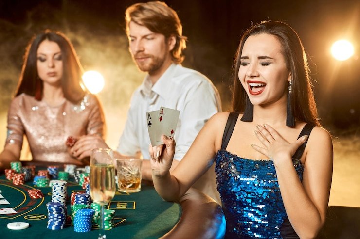Ilustrasi kunci keamanan dan data privasi pengguna pada sistem enkripsi maxslot88